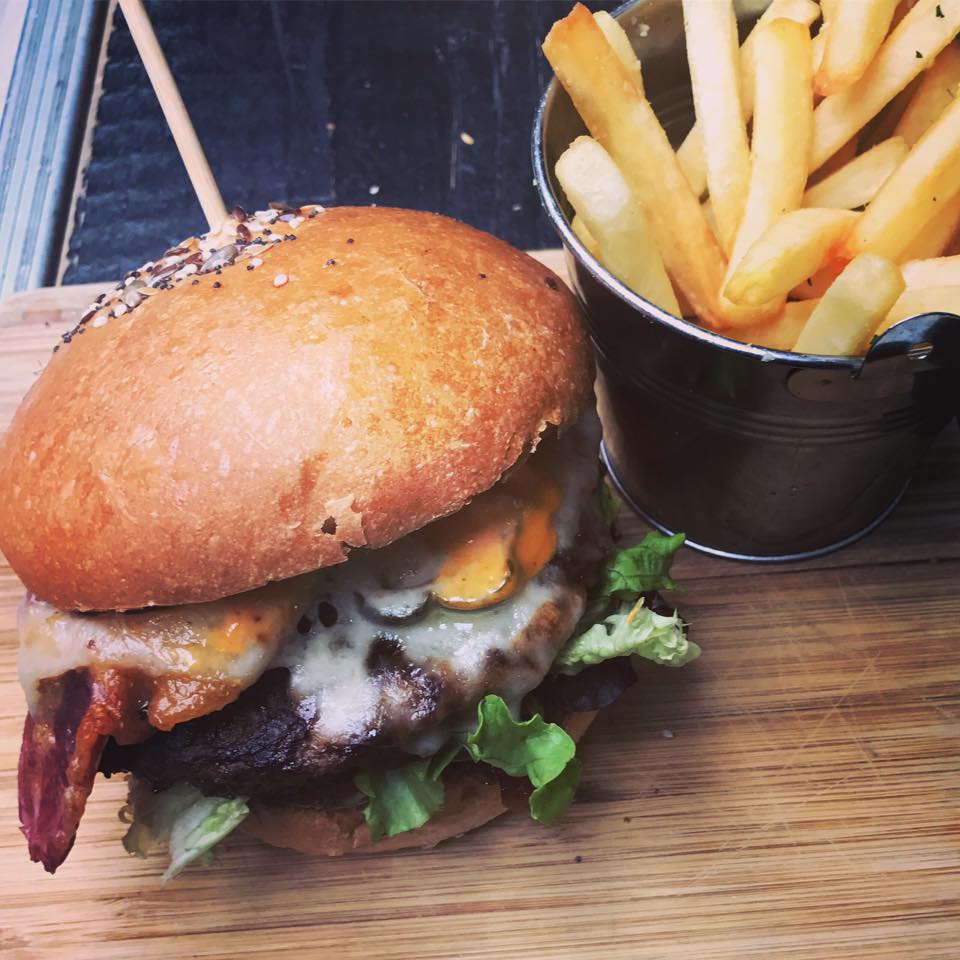 burger at 56 central